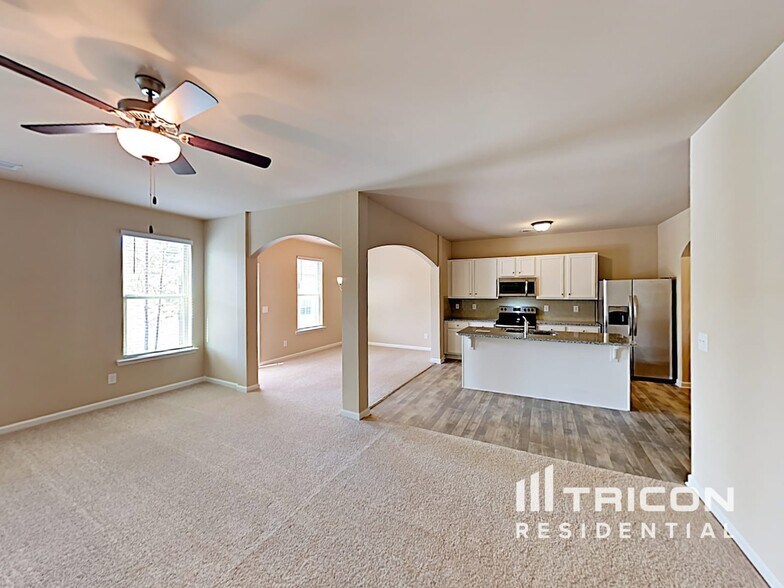 Building Photo - 190 Southwind Cir