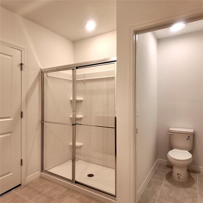 Building Photo - 4752 Cloister St