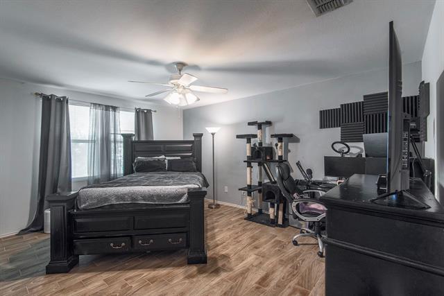 Building Photo - 12667 Vandelia St