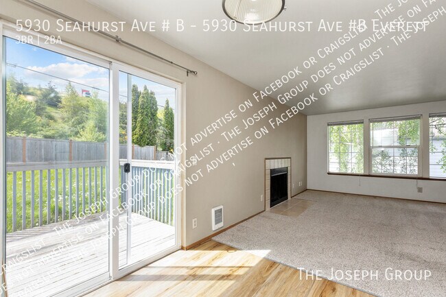 Building Photo - 5930 Seahurst Ave