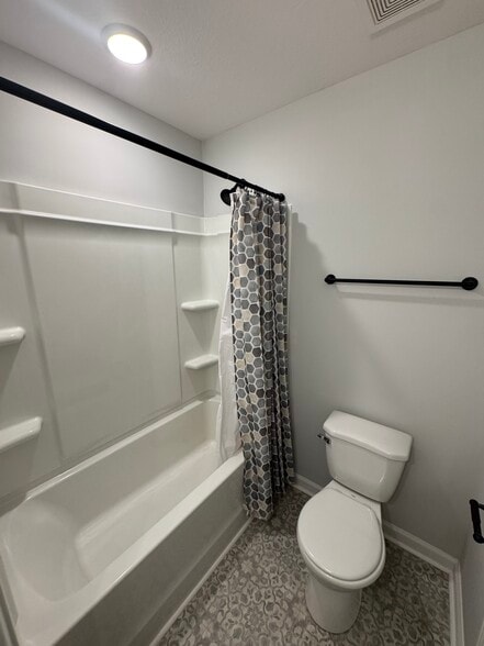 Upstairs Bathroom - 704 Crossland Ave