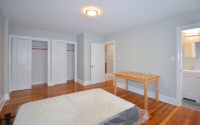 Building Photo - 142 Salisbury Rd