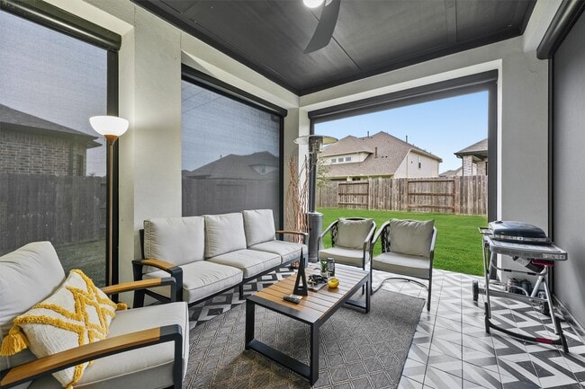 Building Photo - 30330 Parkside Passage Dr