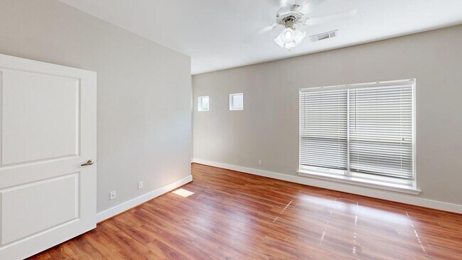 Building Photo - 1604 Tribeca Way