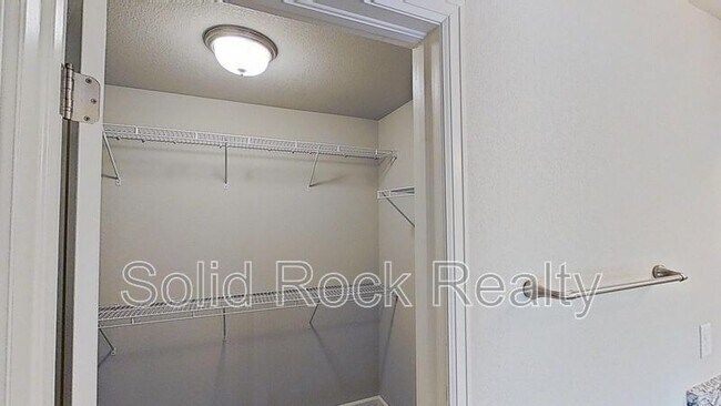 Building Photo - 2130 Birmingham Loop