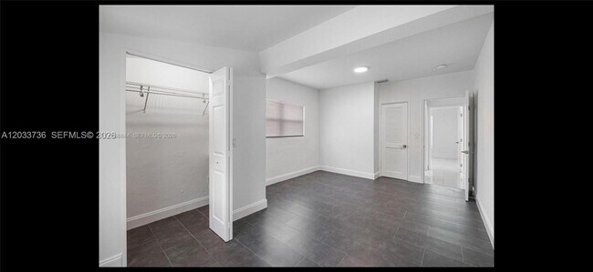 Building Photo - 529 NW 42nd St
