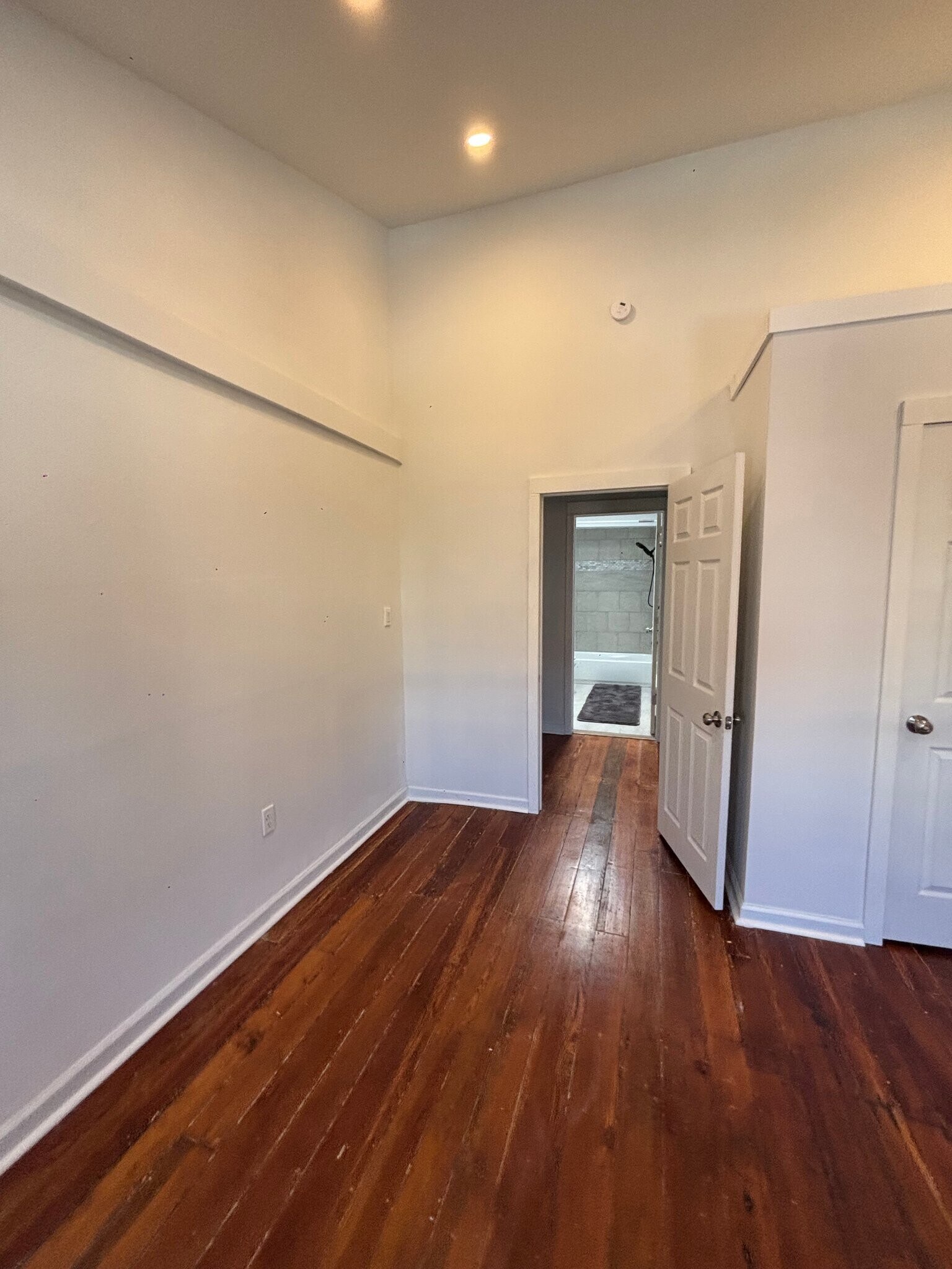 Building Photo - 452 Belgrade St