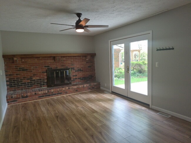 Building Photo - 8511 Coran Dr