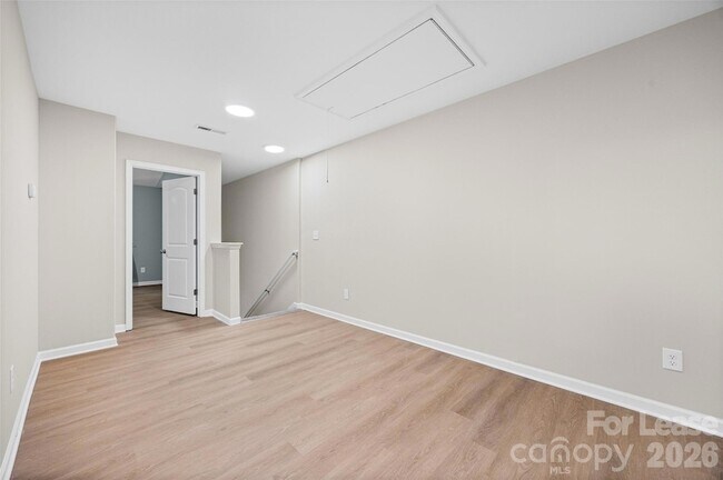 Building Photo - 9612 Brackenview Ct