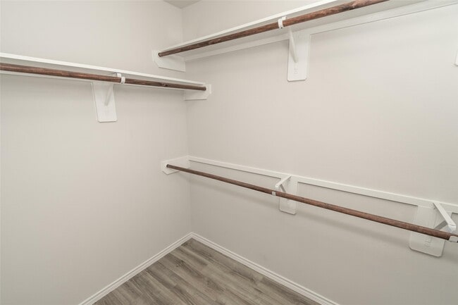 Building Photo - 16911 Andrew Nook Ln