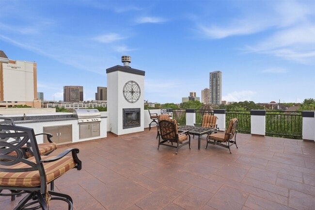 Building Photo - 5330 Fayette St