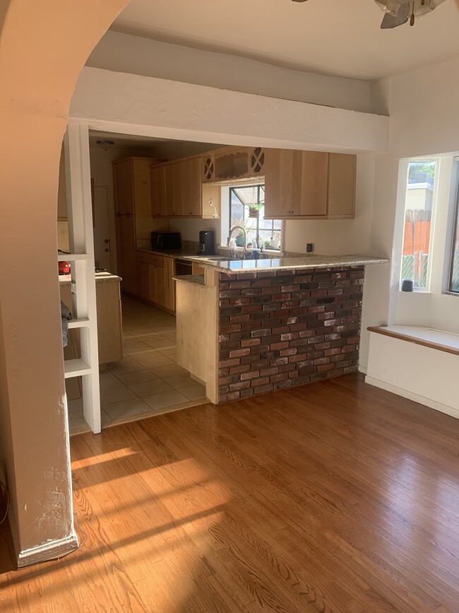 Building Photo - 17178 Kingsbury St