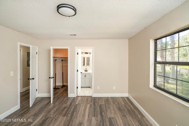 Building Photo - 1131 Butler Ave