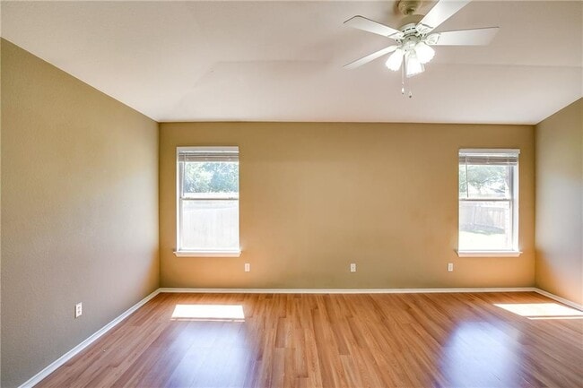 Building Photo - 4003 Mayfield Cave Trail