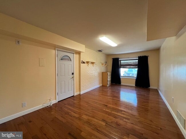 Building Photo - 1626 Boone Way