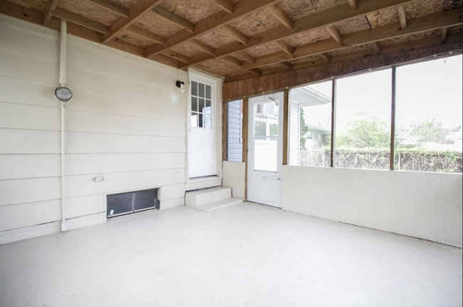 Building Photo - 1421 Pennelwood Dr