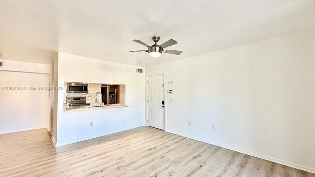 Building Photo - 1727 Village Blvd