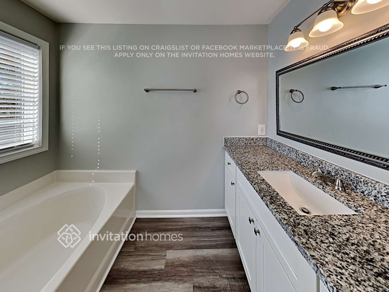 Building Photo - 3605 Saguaro Ct