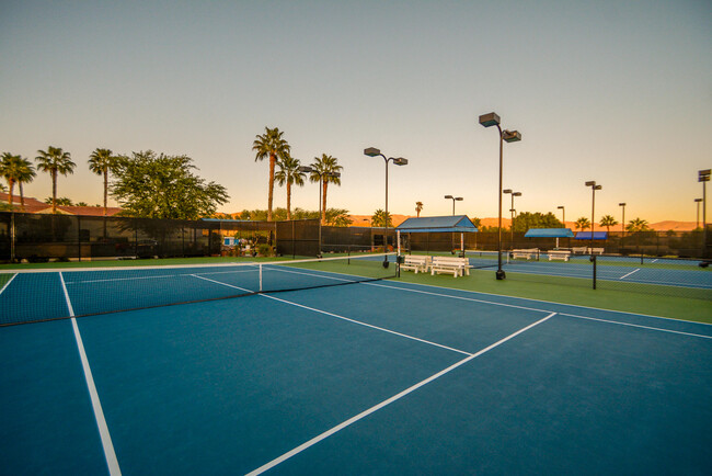 Building Photo - 80528 Avenida Camarillo