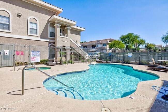 Primary Photo - 9330 W Maule Ave