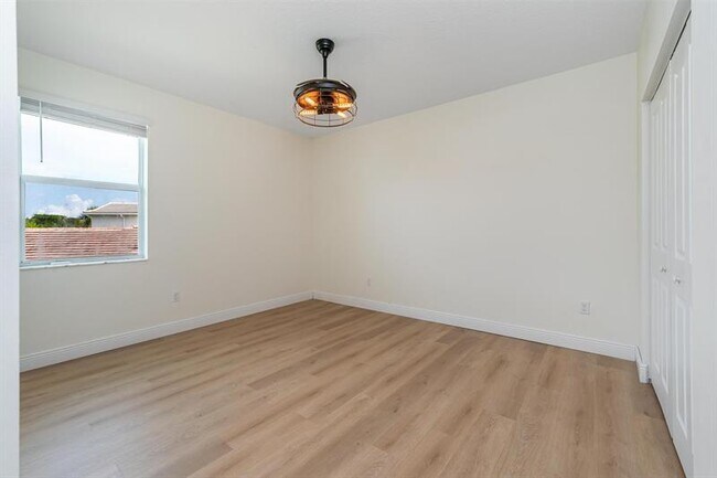 Building Photo - 4194 Marina Way