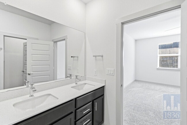 Building Photo - 8129 Linnie Ln