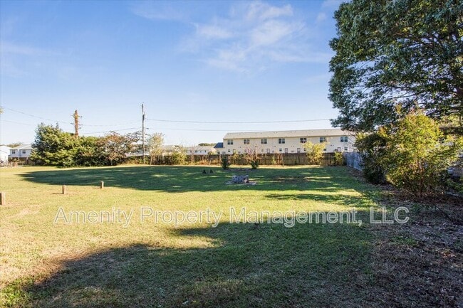Building Photo - 7268 Stokes Dr