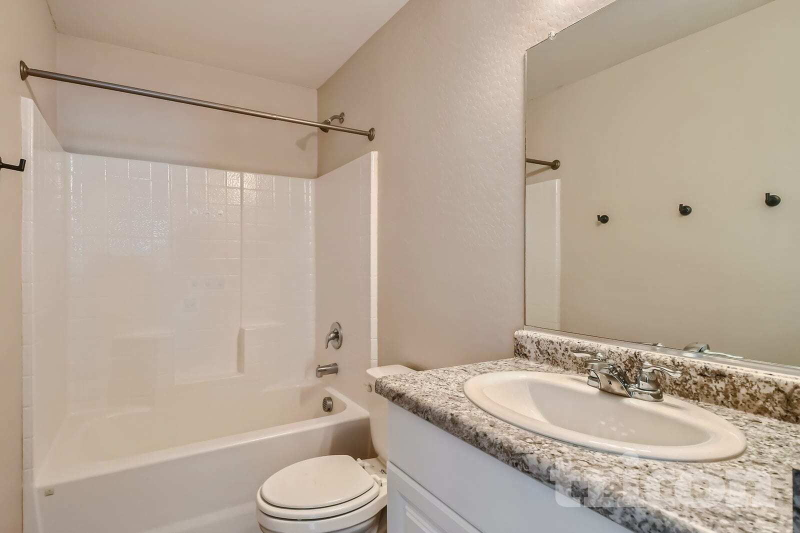 Building Photo - 227 W Watson Ct