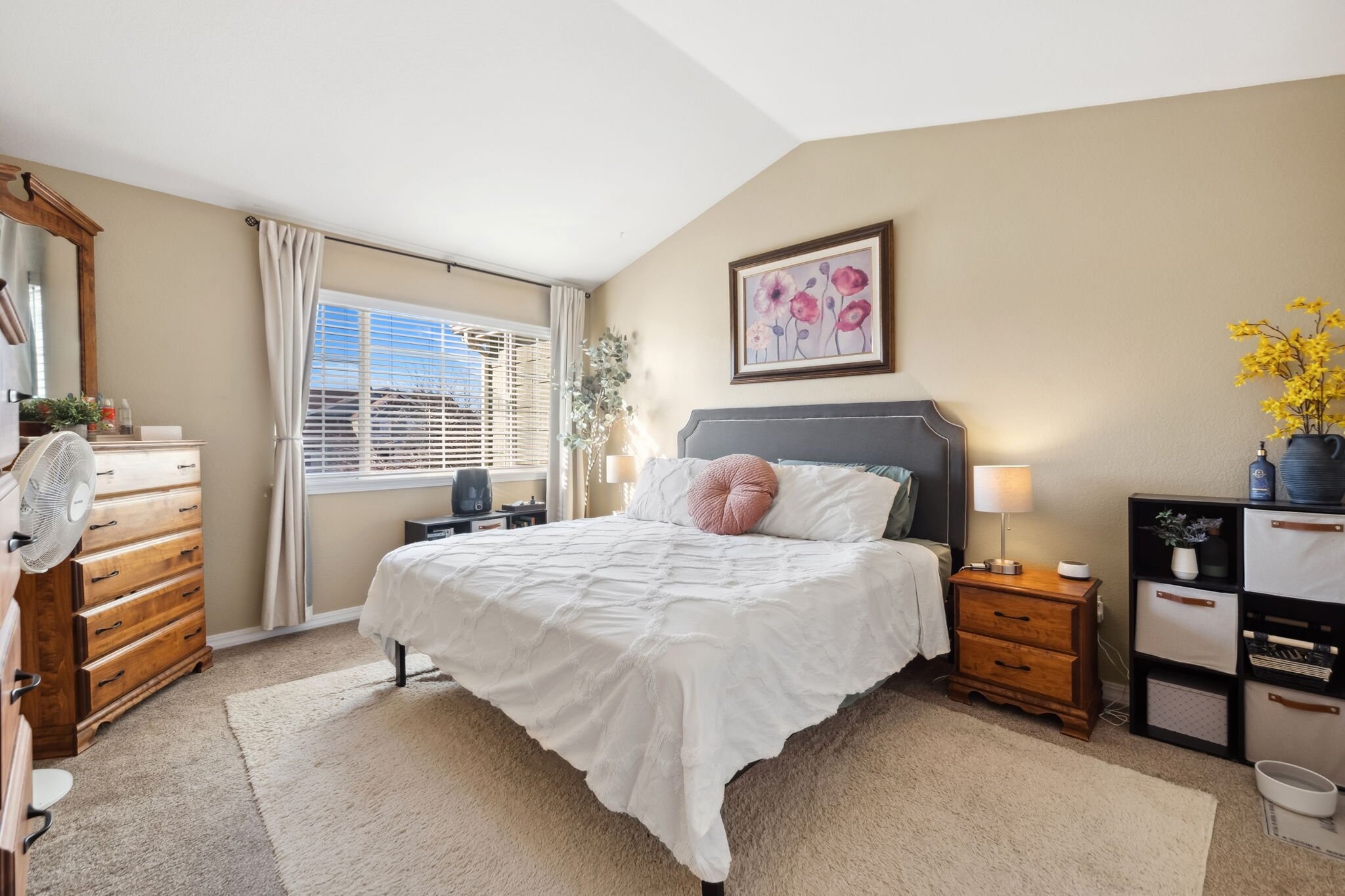 Building Photo - 5550 Corbett Dr