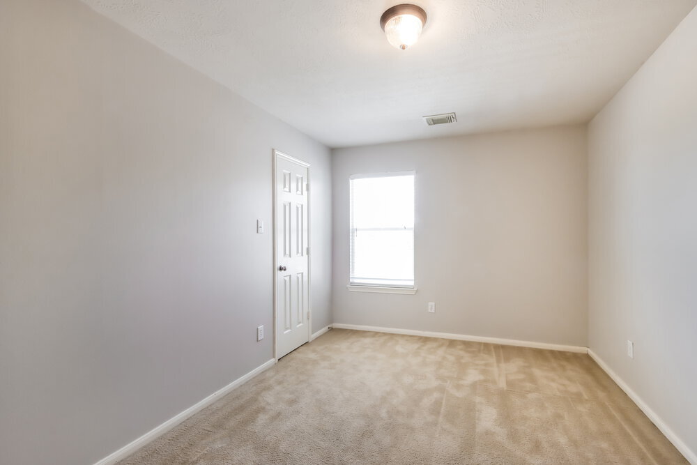 Building Photo - 10834 Waterfern Ct