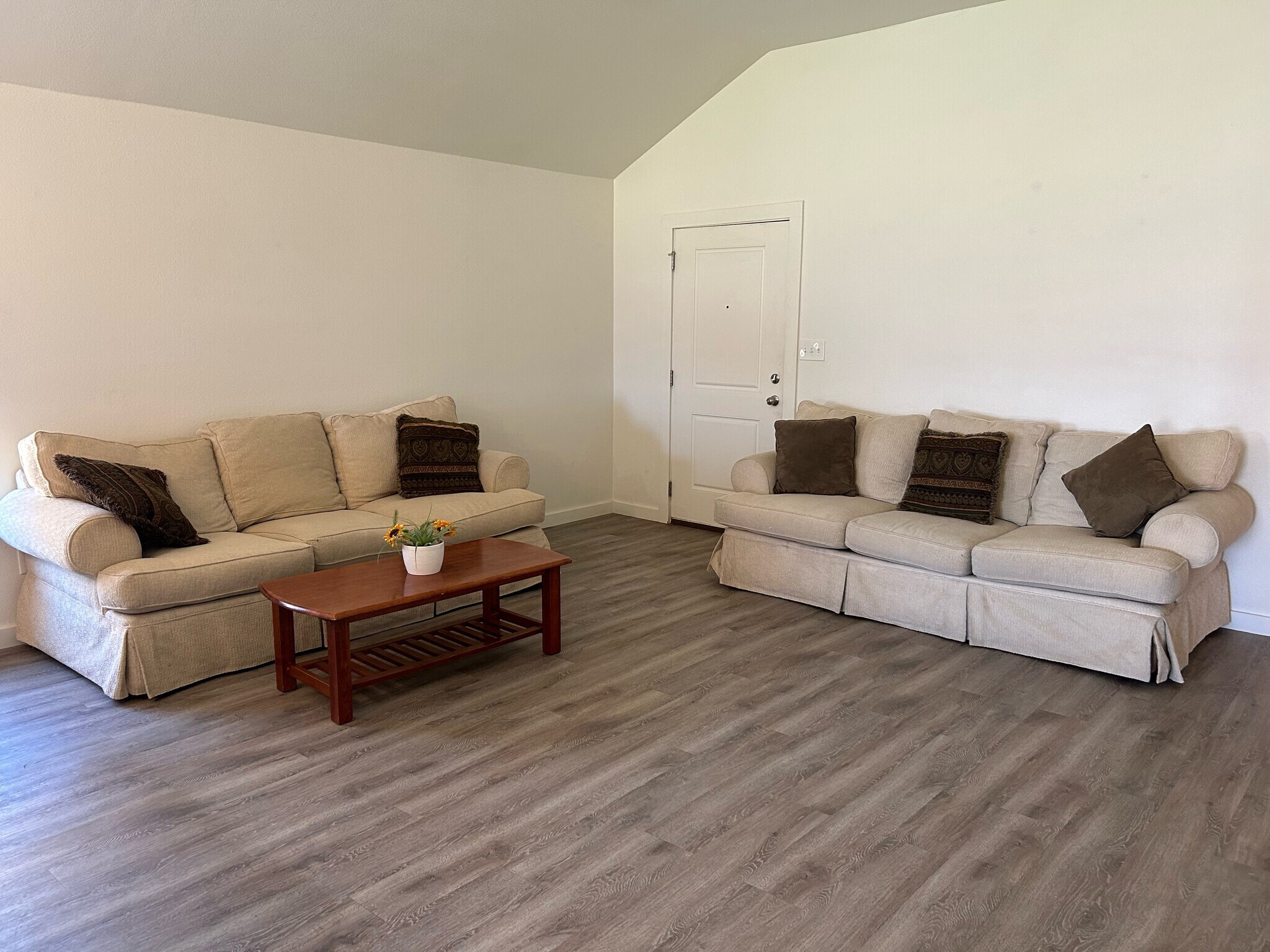 Building Photo - 1710 100th St