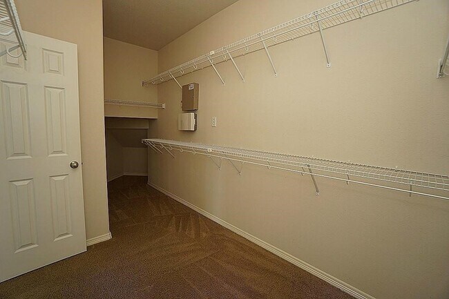Building Photo - 4022 Regal Stone Ln