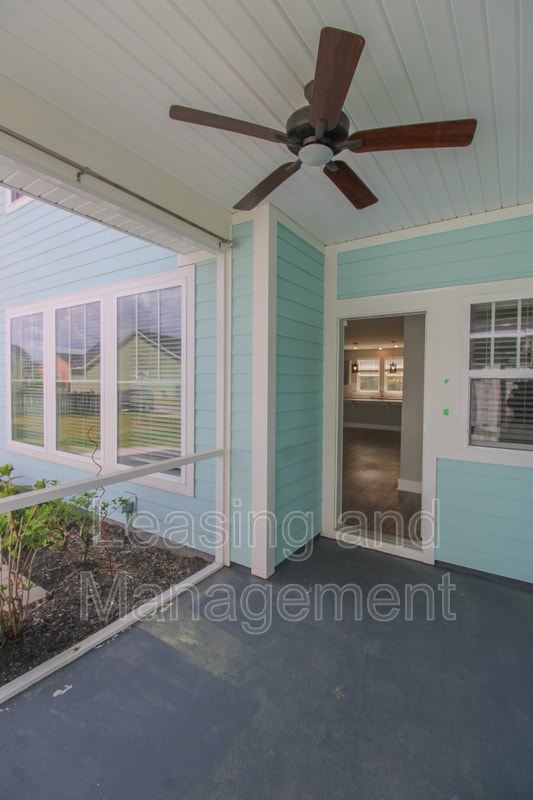 Building Photo - 328 Parish Farms Dr