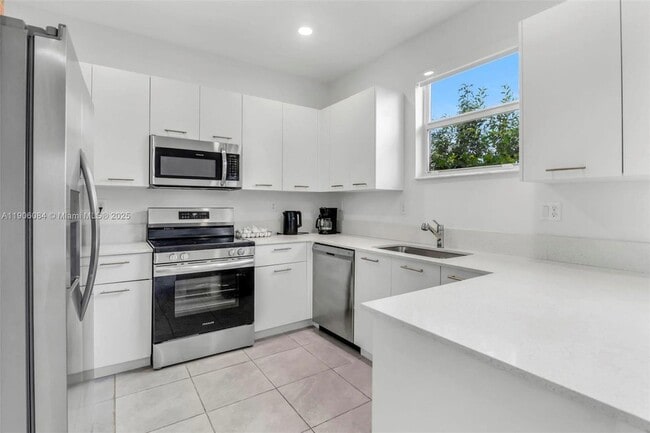 Building Photo - 12774 NW 22nd Pl