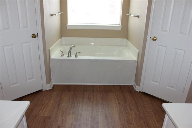 Building Photo - 4112 Guthrie Dr