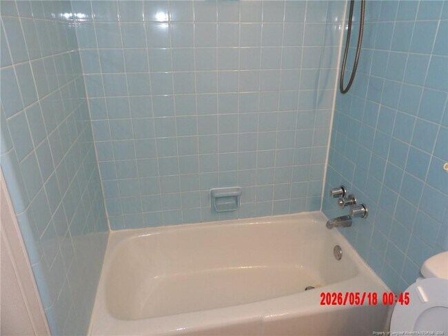 Building Photo - 508 Farmview Dr