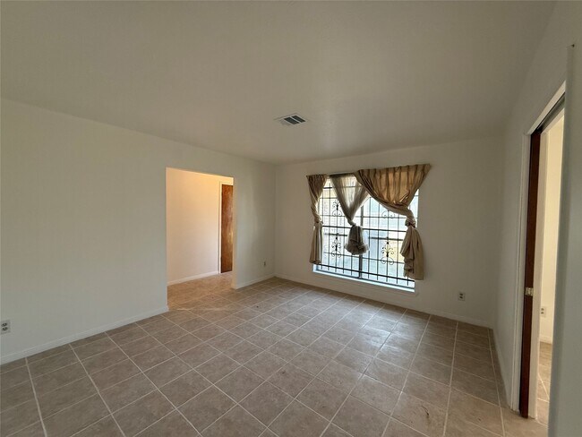 Building Photo - 7325 Ley Rd