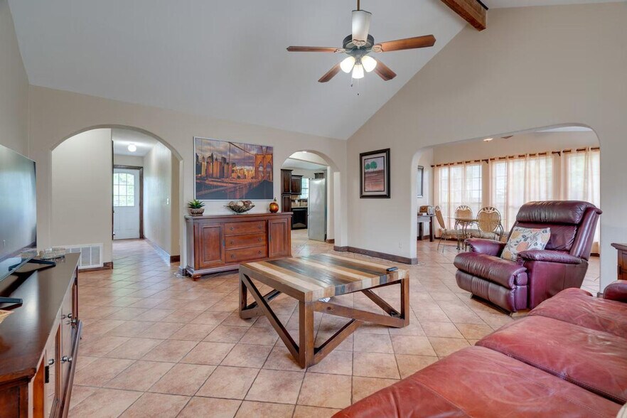 Building Photo - 2609 Wheless Ln