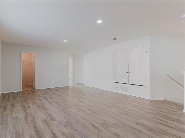 Building Photo - 4901 Thorn Hollow Dr