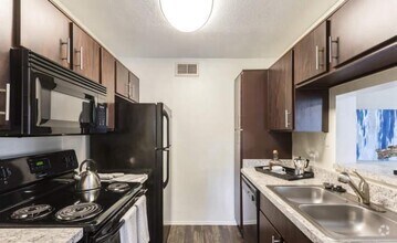 Building Photo - 1 bedroom in Houston TX 77064