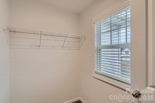 Building Photo - 4463 Dover Ct