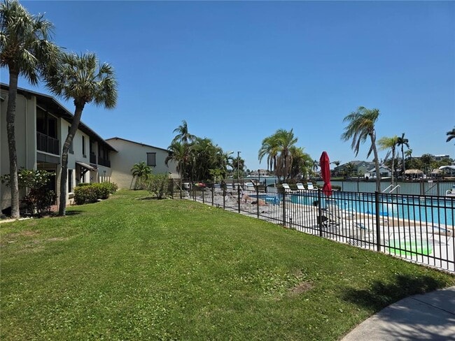 Building Photo - 511 Plaza Seville Ct