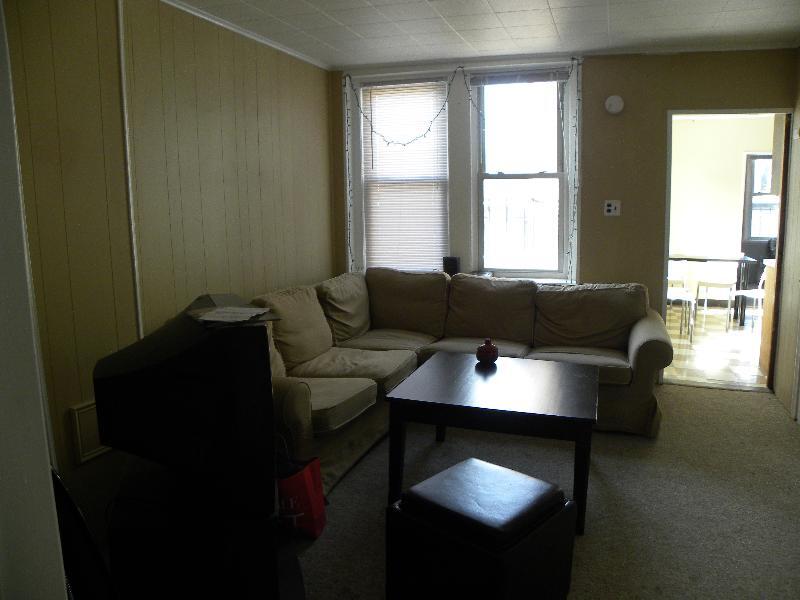 Building Photo - 92 Endicott St