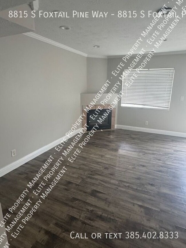 Building Photo - 8815 Foxtail Pine Way