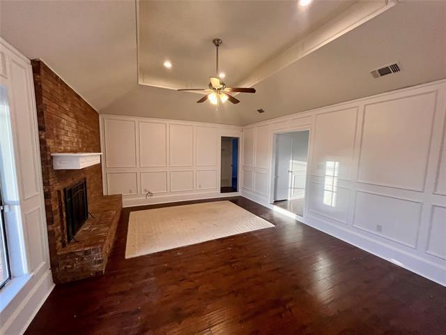 Building Photo - 5106 Red River Dr