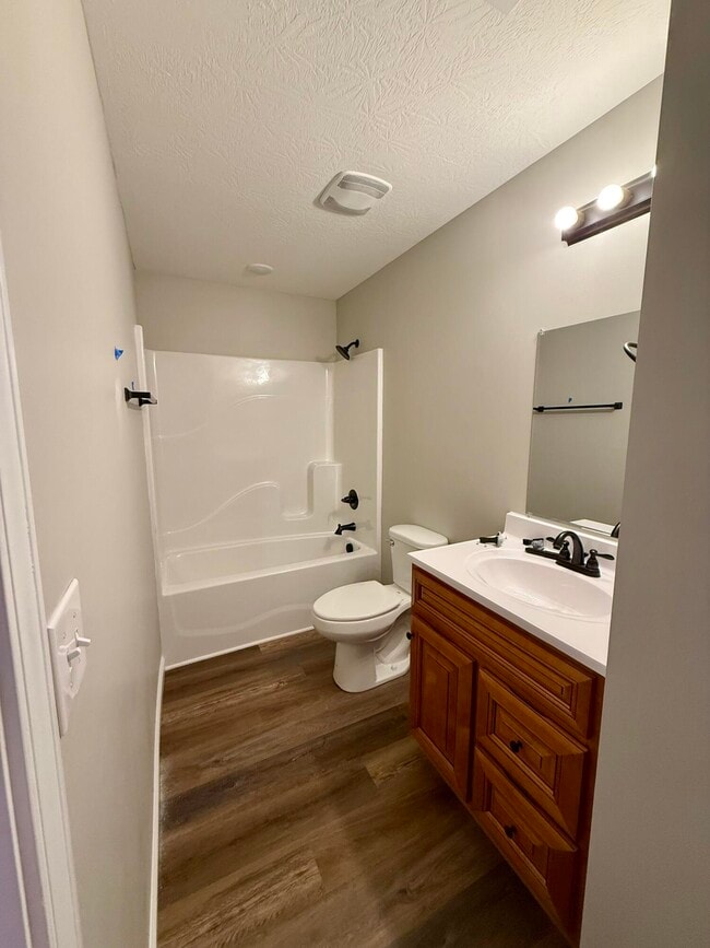 Building Photo - 107 Losey St