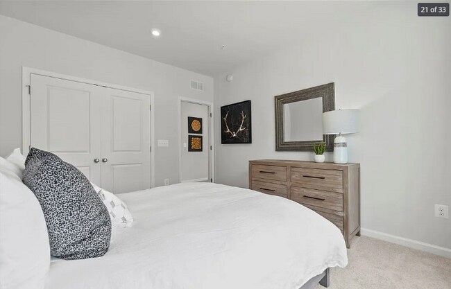 Building Photo - 9218 Magellan Pkwy