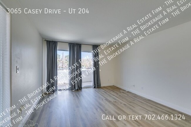 Building Photo - 3065 Casey Dr