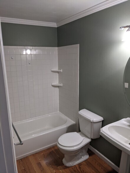 Building Photo - 55 Cross St