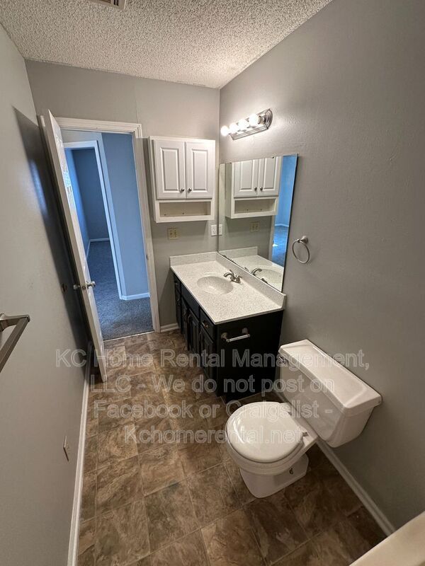 Building Photo - 4715 Switzer Rd